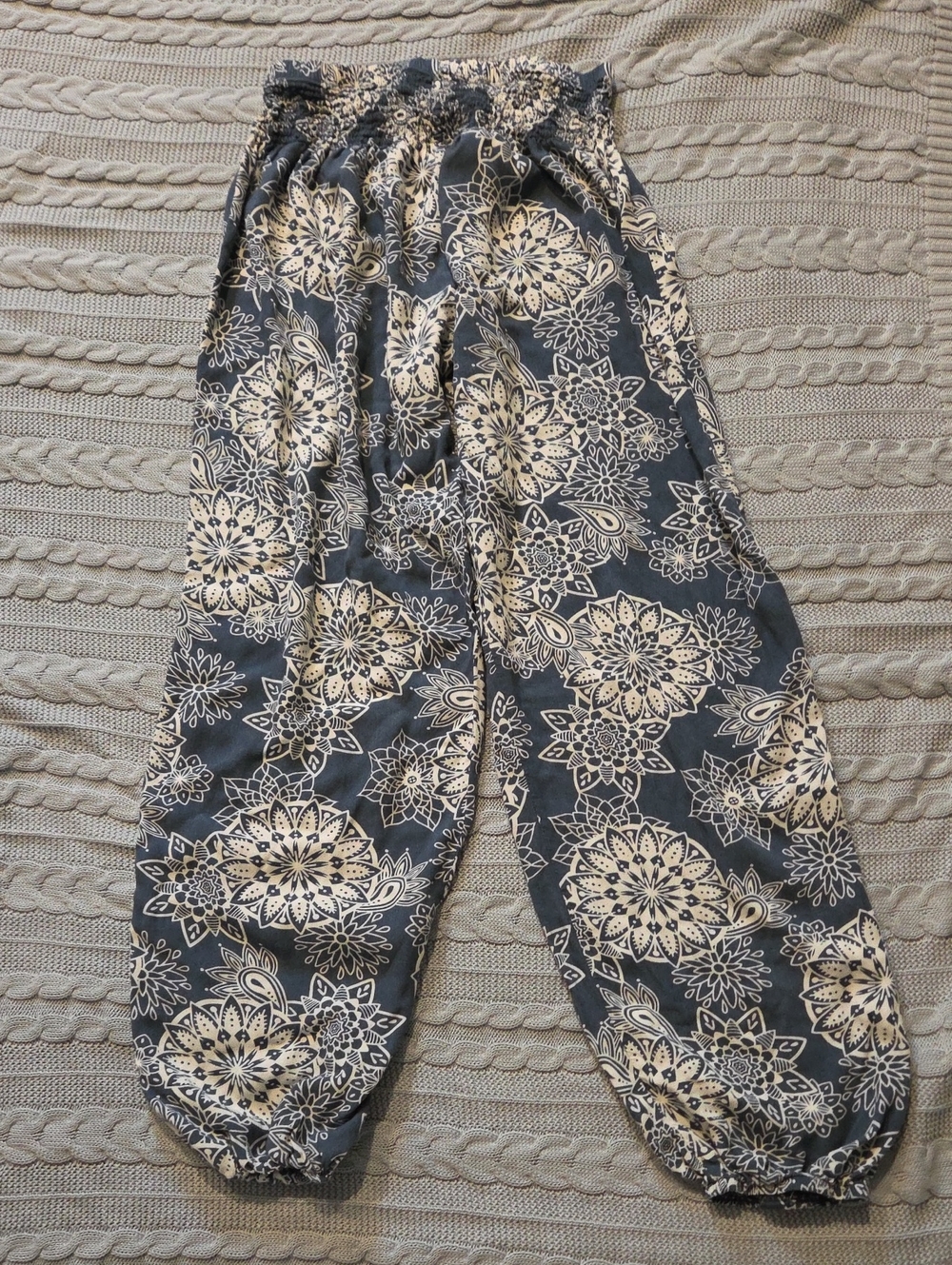 Lotus & Luna Women's Blue bohemian yoga festival Harem Patterned Pants Small - Picture 2 of 6